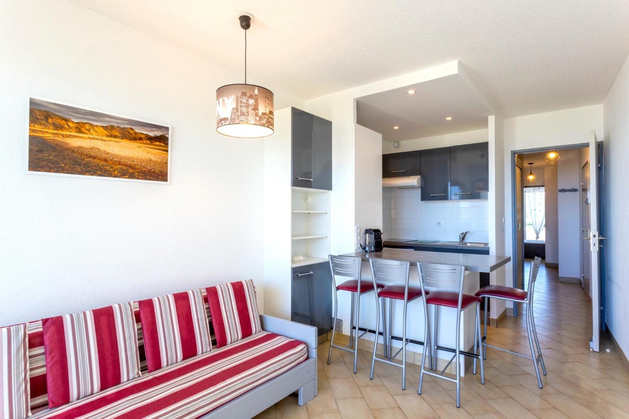 Chez Fabienne - Superbe Appartement Avec Vue Sur La Mer Et Parking La Grande-Motte Kültér fotó